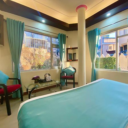 Riversun Hotel Mall Road มัสซูรี ภายนอก รูปภาพ