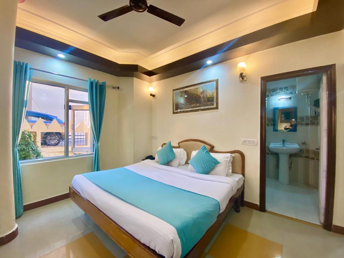 Riversun Hotel Mall Road มัสซูรี ภายนอก รูปภาพ